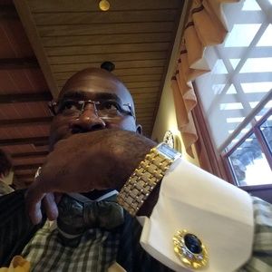 Meet your Posher, Richard